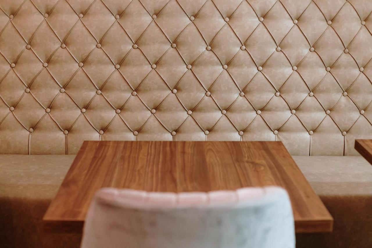 Boutique Hotel Nea Brčko Buitenkant foto