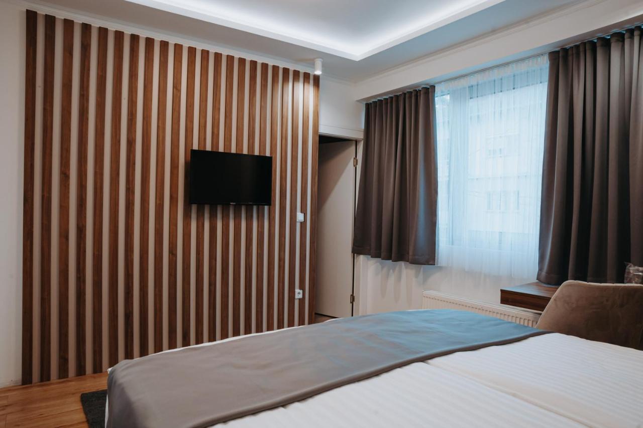 Boutique Hotel Nea Brčko Buitenkant foto
